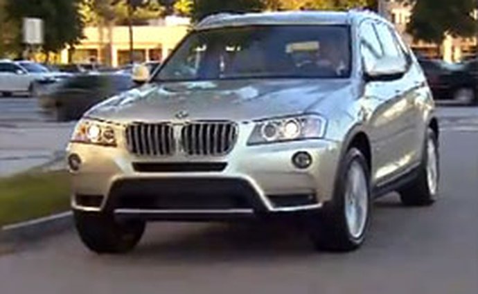 Video: BMW X3 – Ve městě i za městem