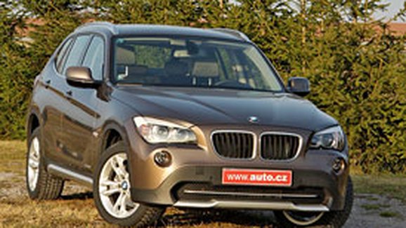 TEST BMW X1 xDrive20i – Od všeho trochu