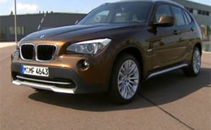 Video: BMW X1 – Prohlídka designu karoserie