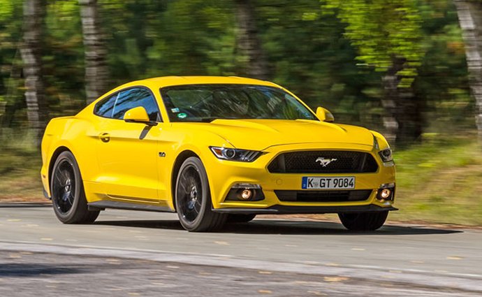 Český trh v dubnu 2016: Mezi modely vede Mustang nebo A6