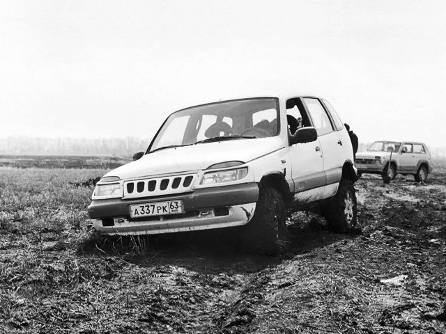 VAZ-2123 Niva Pilot (řada 100) 1996