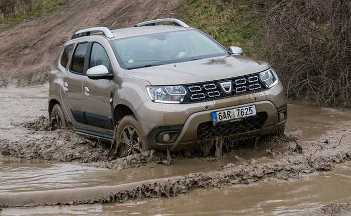 TEST Nová Dacia Duster v akci: Potrápili jsme ji v terénu, vedla si bravurně