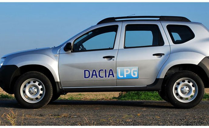 suv dacia lpg testy