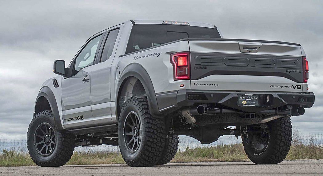 Hennessey Velociraptor V8