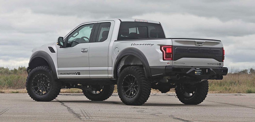 Hennessey Velociraptor V8