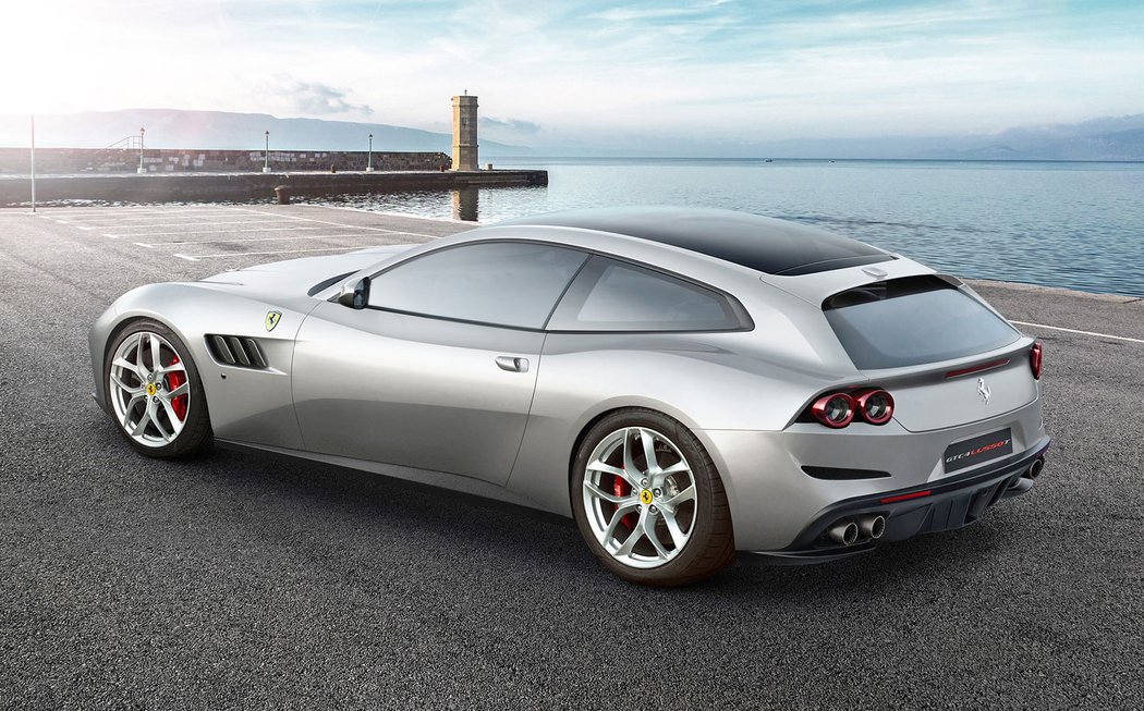 Ferrari GTC4Lusso T