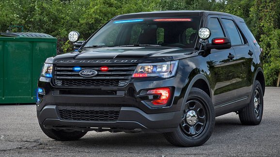Ford Police Interceptor Utility dostal nová výstražná světla