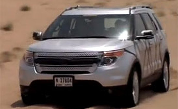 Video: Ford Explorer – SUV při testování v Dubaji
