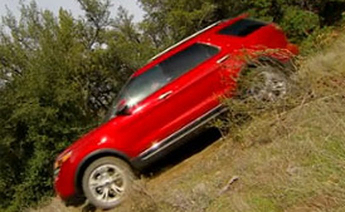 Video: Ford Explorer – Jízda v terénu