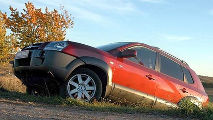 Hyundai Tucson 2.7 V6 – s nadhledem do civilizace Hyundai Tucson 2.7 V6 – s nadhledem do civilizace