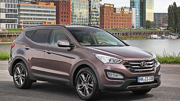 Hyundai a Kia svolávají skoro 270.000 vozů