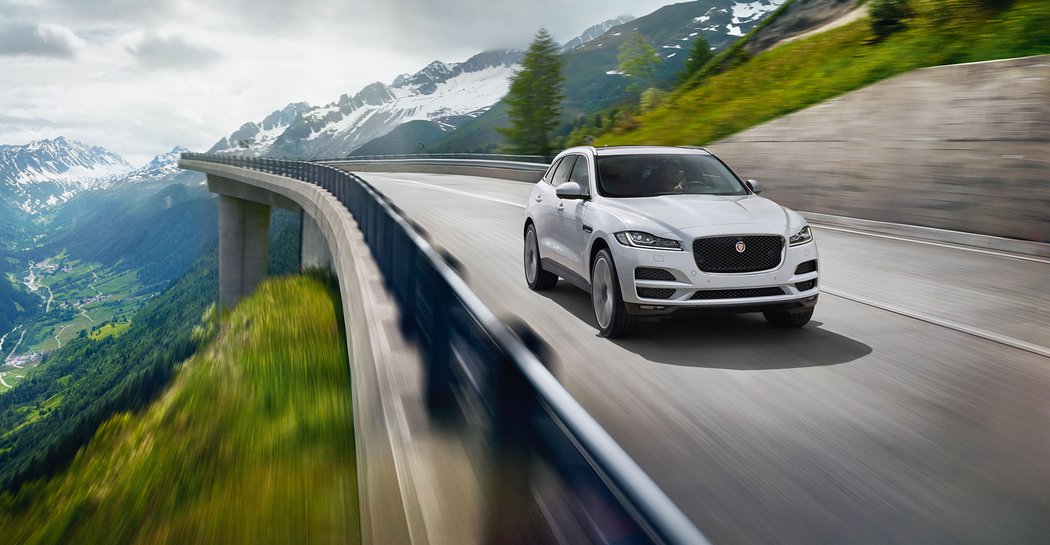 Jaguar F-Pace