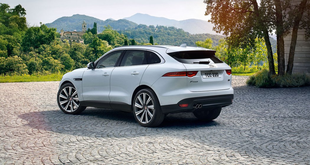 Jaguar F-Pace