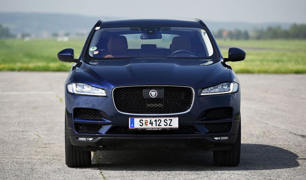 Jaguar F-Pace