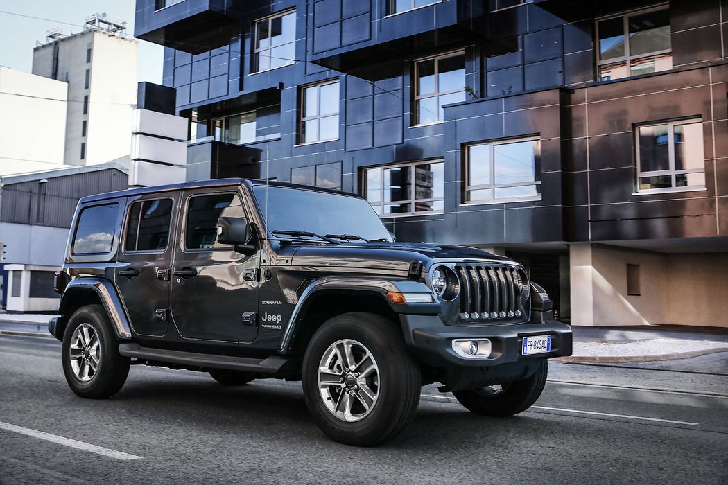 Jeep Wrangler Sahara