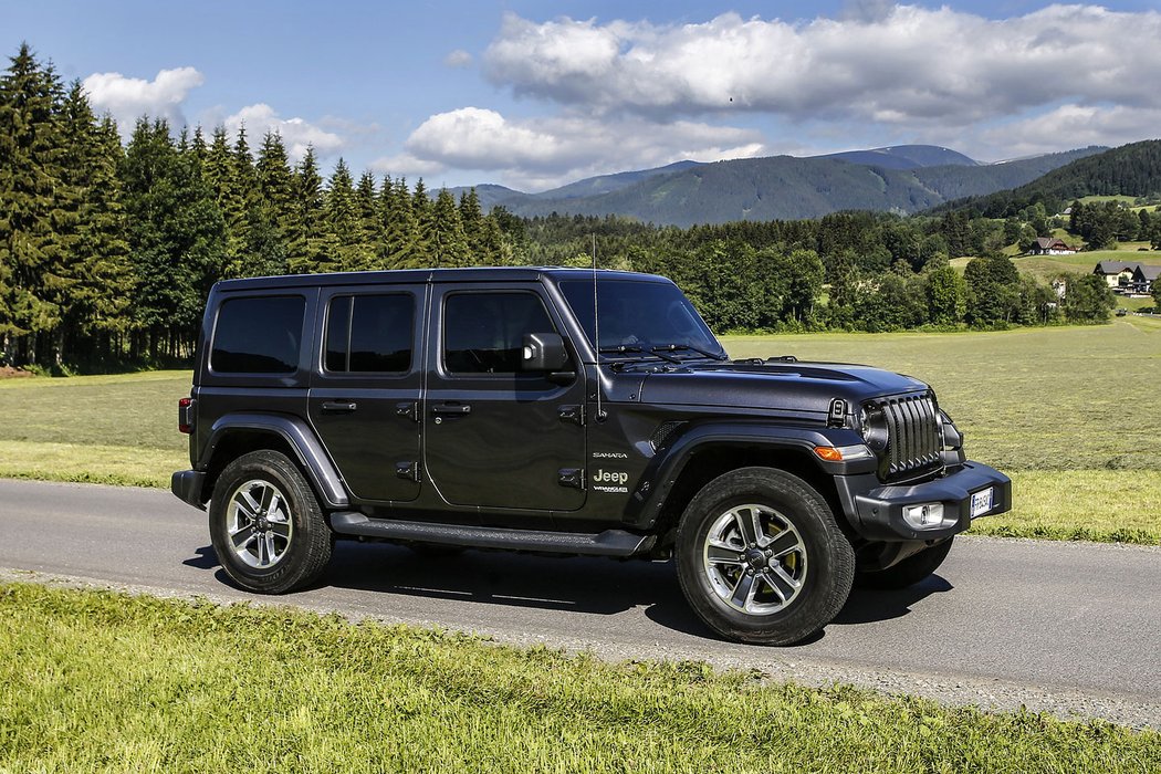 Jeep Wrangler Sahara