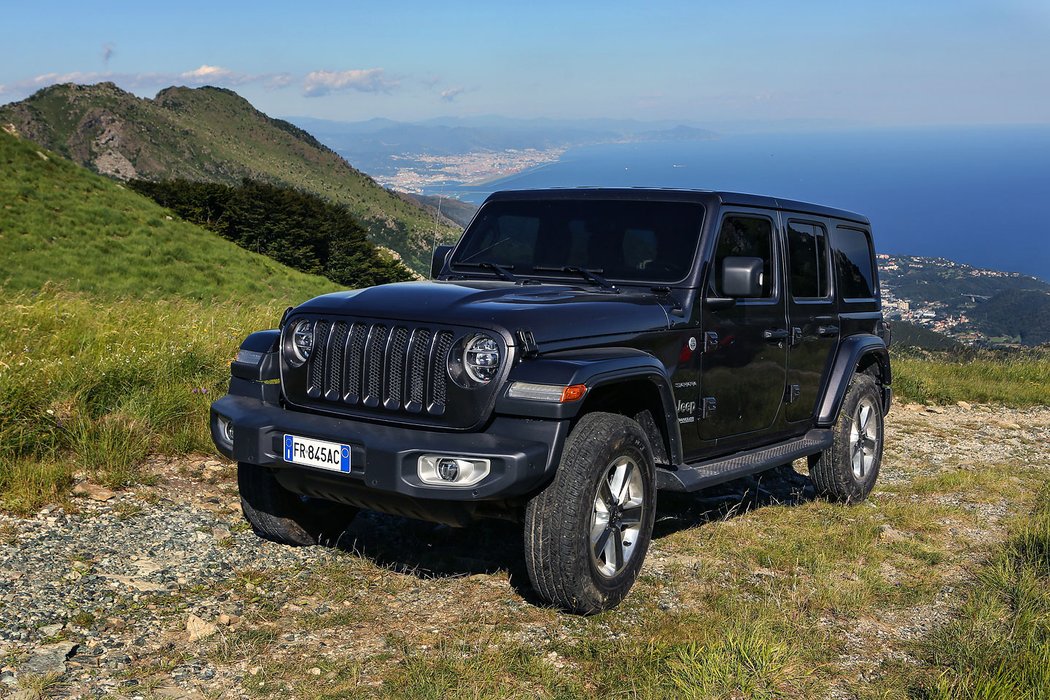 Jeep Wrangler Sahara