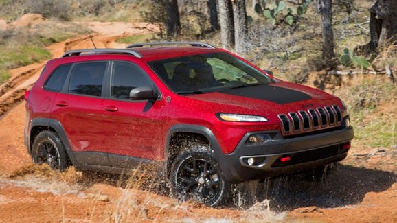 Jeep Cherokee má stále problémy s devítistupňovým automatem