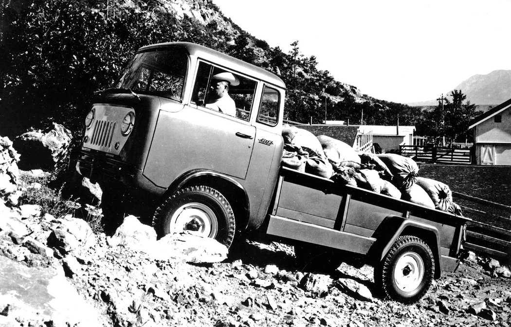 1957 Jeep FC-170