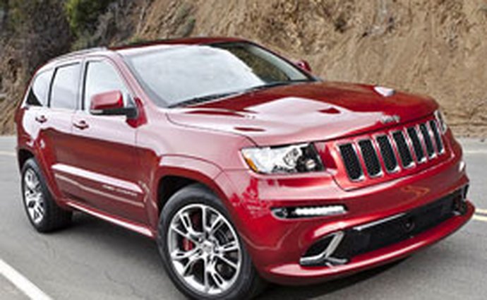 Video: Jeep Grand Cherokee SRT8 – Výkon na asfalt i do terénu