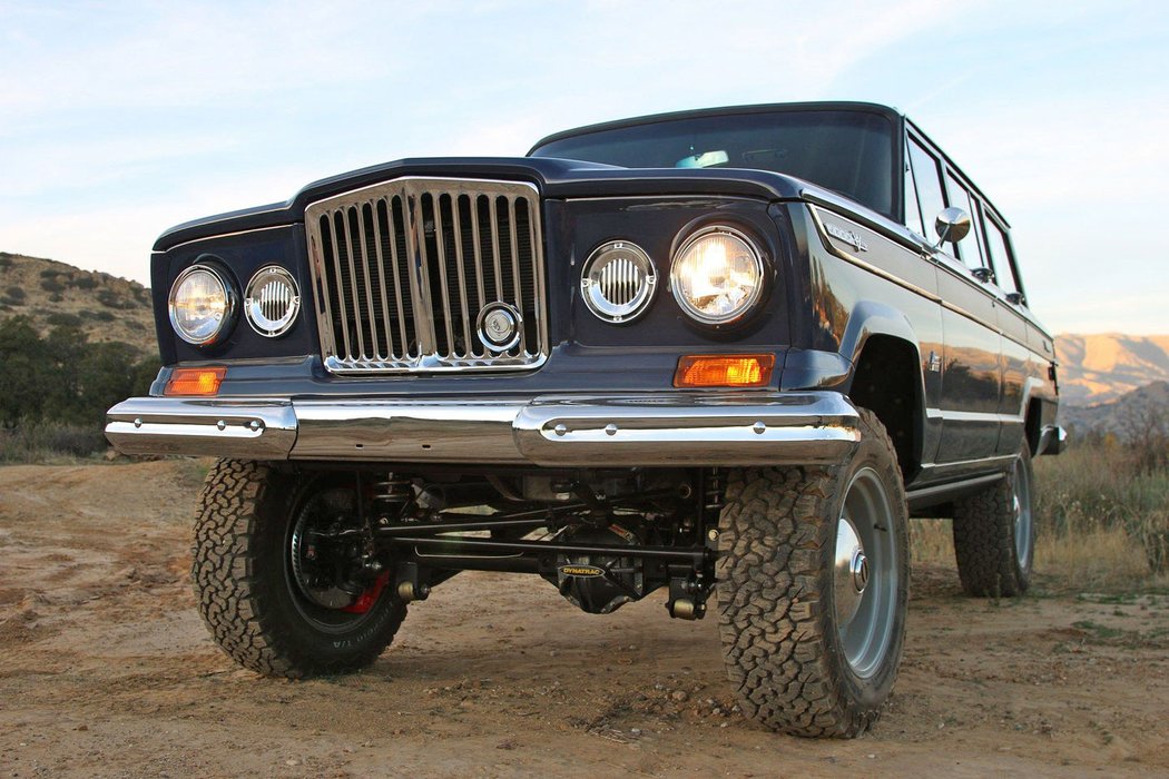 Jeep Wagoneer