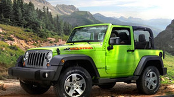 Nové Jeepy pro Evropu: Grand Cherokee S, Wrangler Mountain a Compass Black