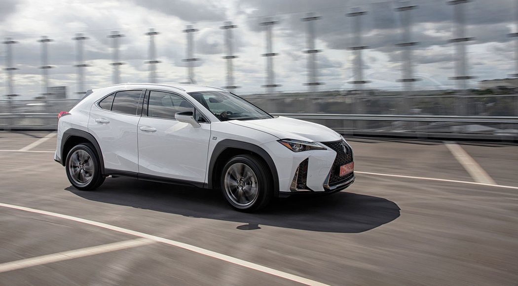 Lexus UX