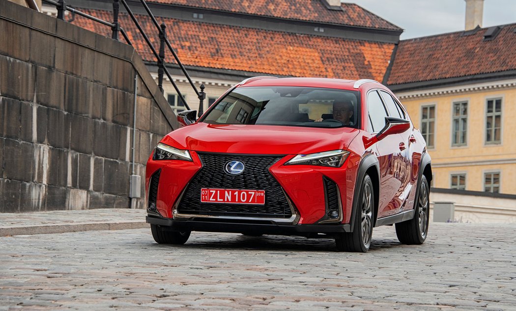 Lexus UX