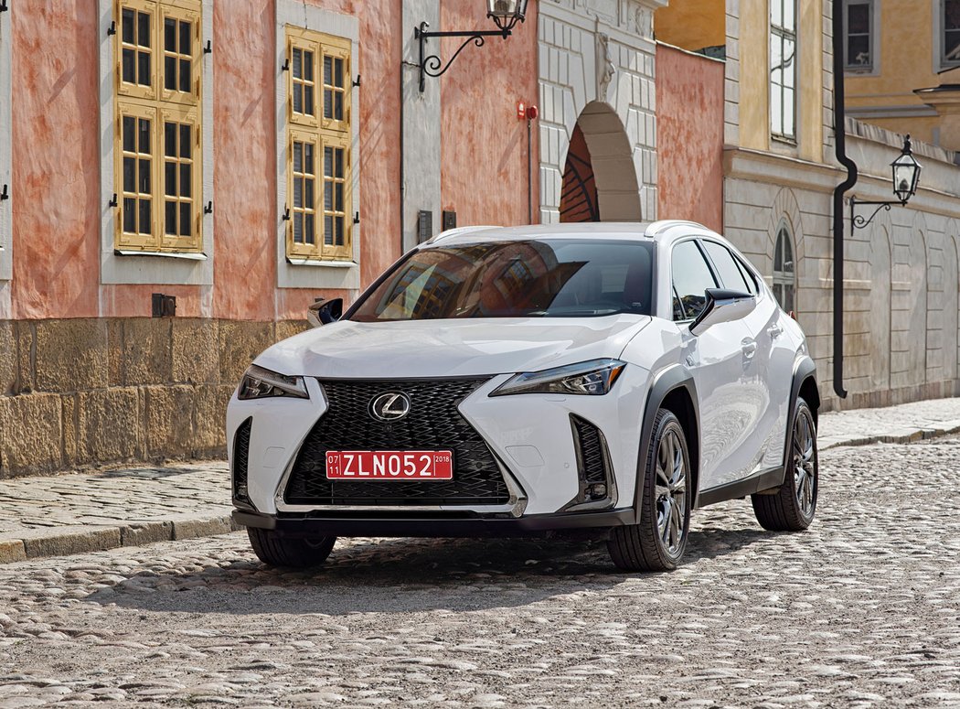 Lexus UX