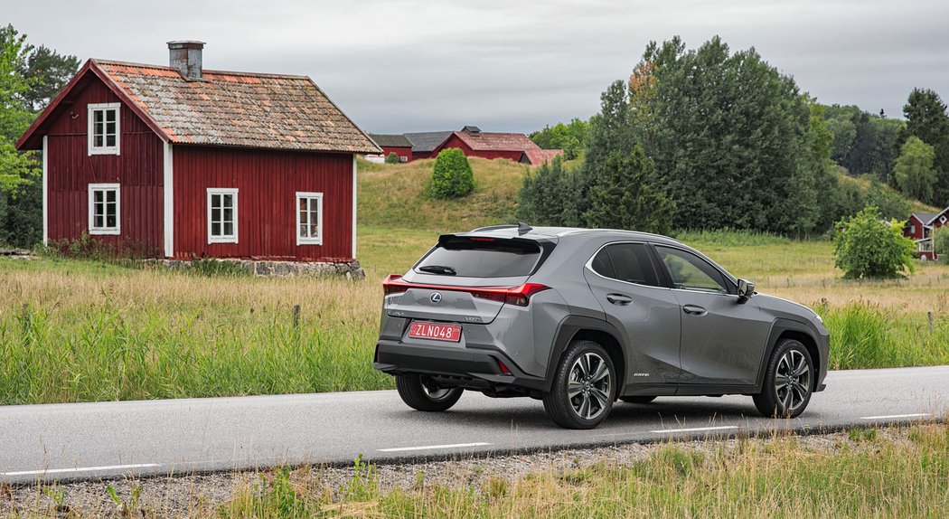 Lexus UX