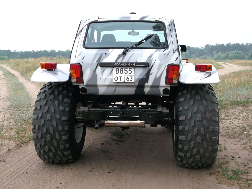 Lada 4x4 Marsch