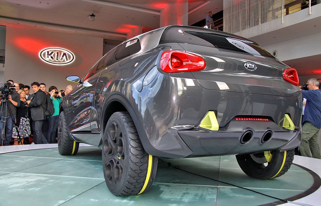 suv kia novemodely autosalon frankfurt2013