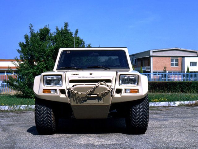 Lamborghini LM002