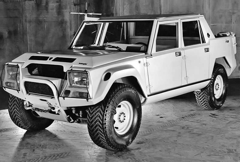 Lamborghini LM002