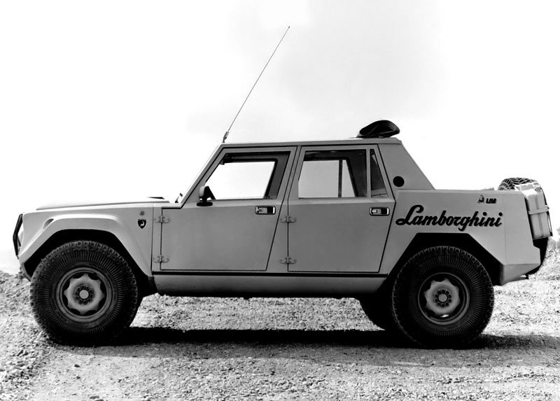 Lamborghini LM002