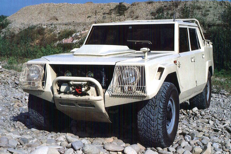 Lamborghini LM002