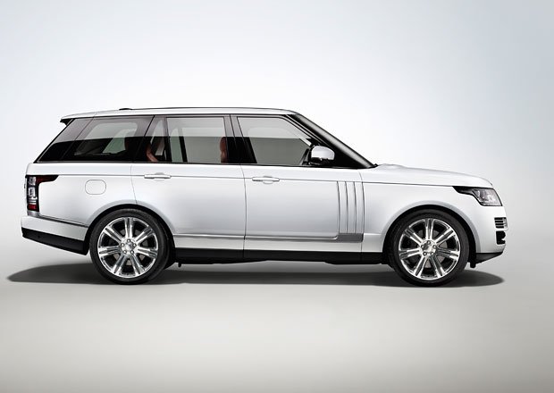 Range Rover LWB: Prodloužená verze stojí od 3,2 milionu korun