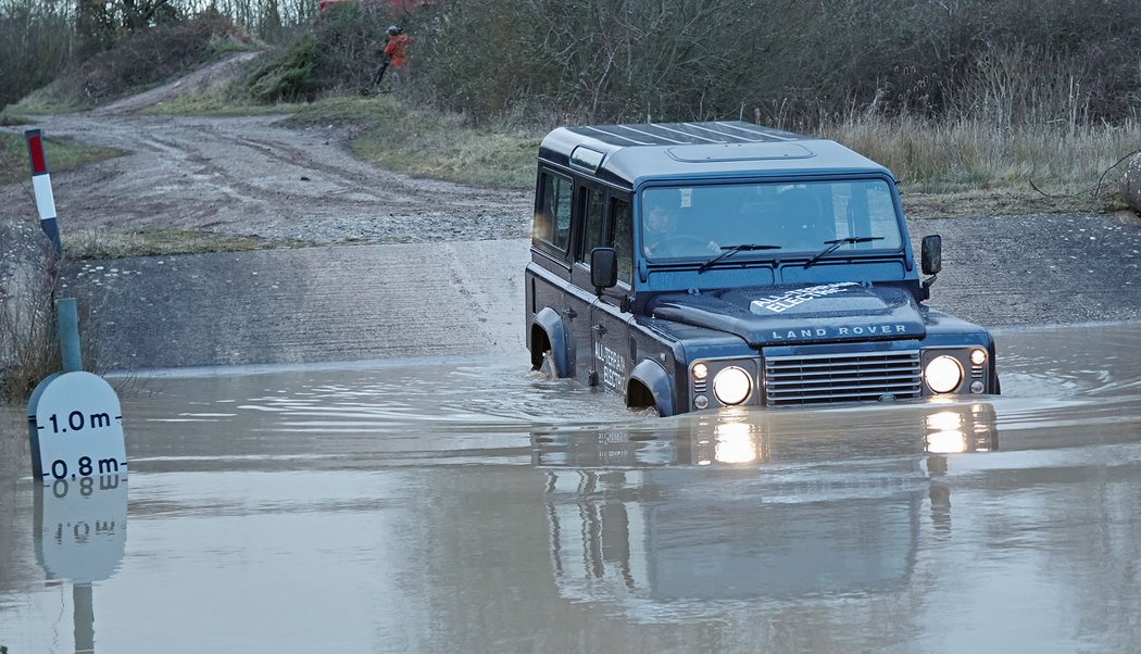 Land Rover Defender