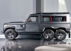 Kahn nabízí prototyp šestikolového Defenderu za 7,7 milionu korun