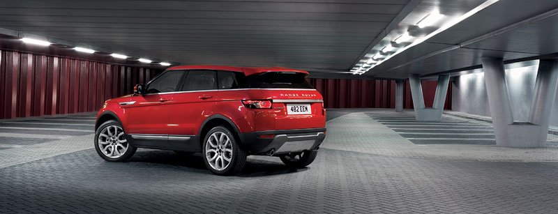 Range Rover Evoque - Auto roku 2012 KMN