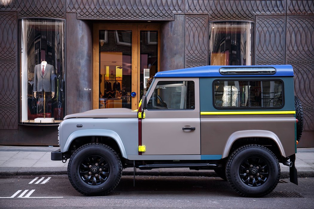 Land Rover Defender