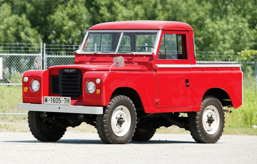 Land Rover Defender