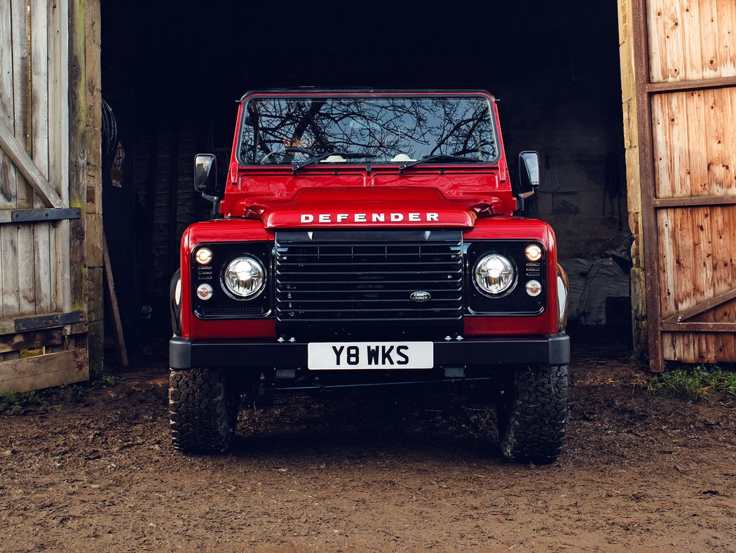 Land Rover Defender Works V8 Edition