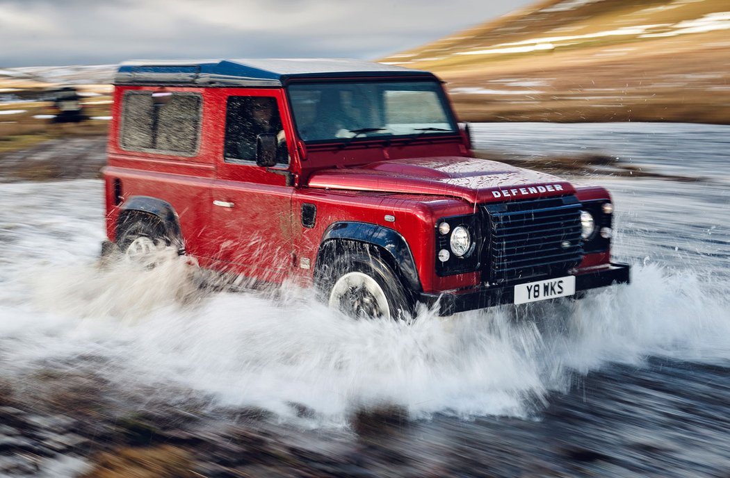 Land Rover Defender Works V8 Edition