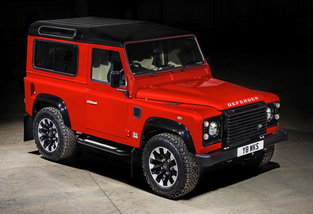 Land Rover Defender Works V8 Edition