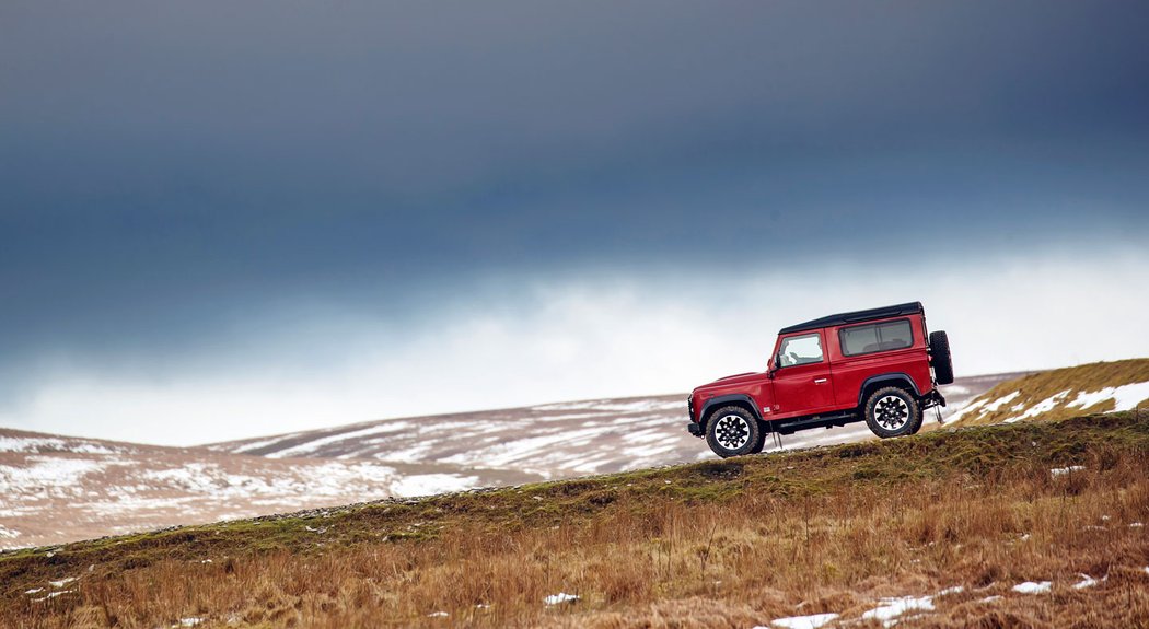 Land Rover Defender Works V8 Edition