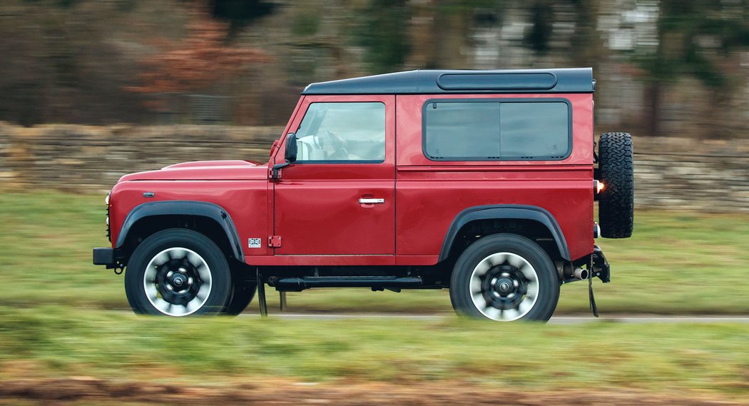 Land Rover Defender Works V8 Edition