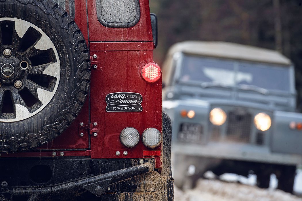 Land Rover Defender Works V8 Edition