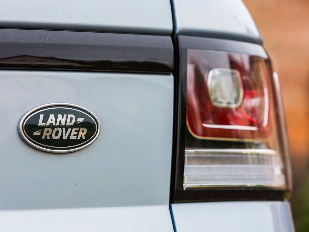 Range Rover Sport SDV8 a Range Rover Hybrid