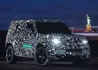 Nový Land Rover Defender se odhaluje na špionážních fotkách. A prozrazuje detaily o vývoji
